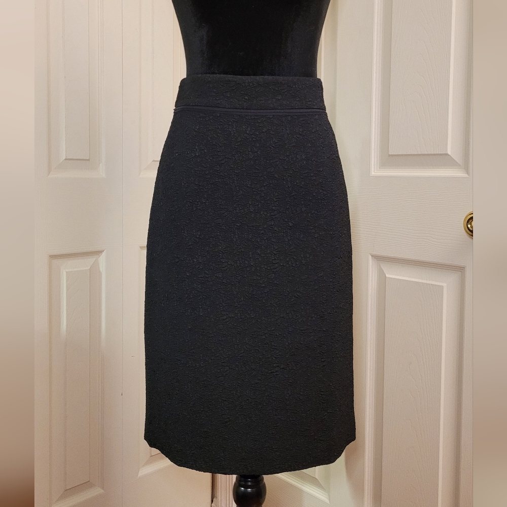 Ann Taylor Black Jacquard Pencil Skirt Size 4